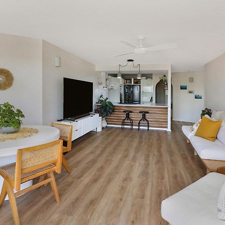 Beachside Resort Kawana Waters Buddina Buitenkant foto