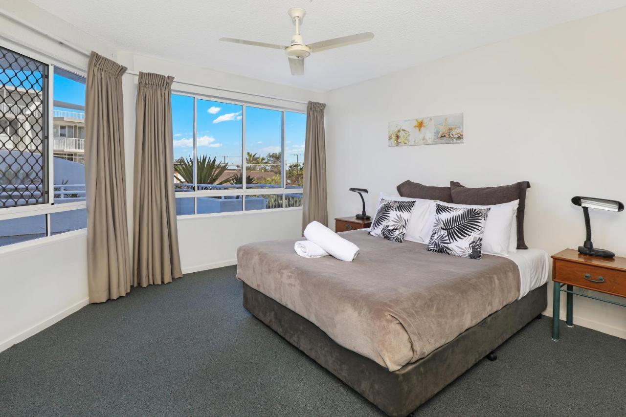 Beachside Resort Kawana Waters Buddina Buitenkant foto