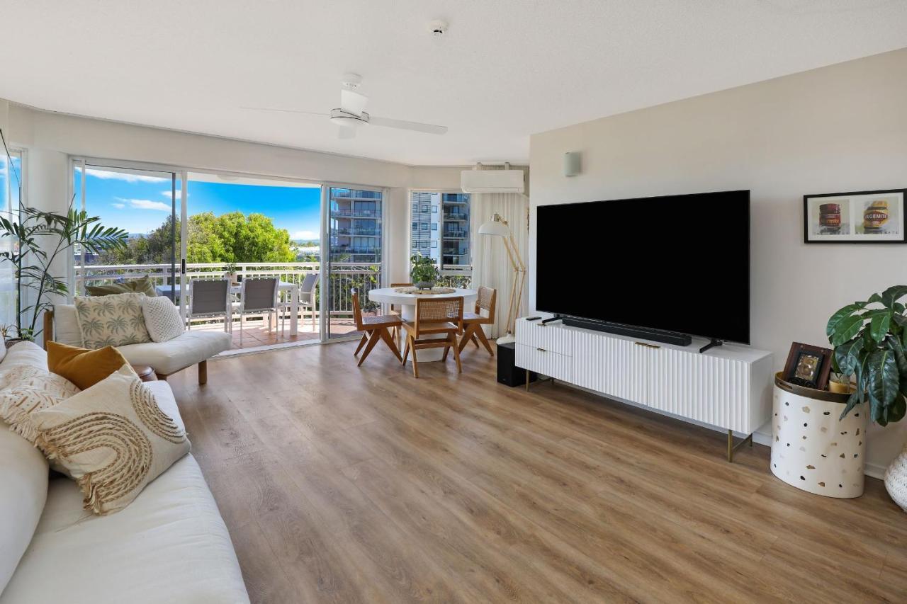 Beachside Resort Kawana Waters Buddina Buitenkant foto
