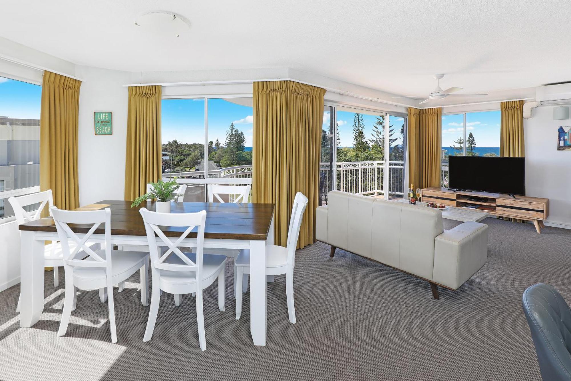 Beachside Resort Kawana Waters Buddina Buitenkant foto