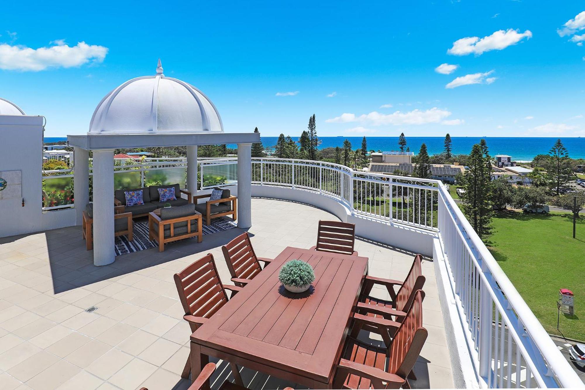 Beachside Resort Kawana Waters Buddina Buitenkant foto