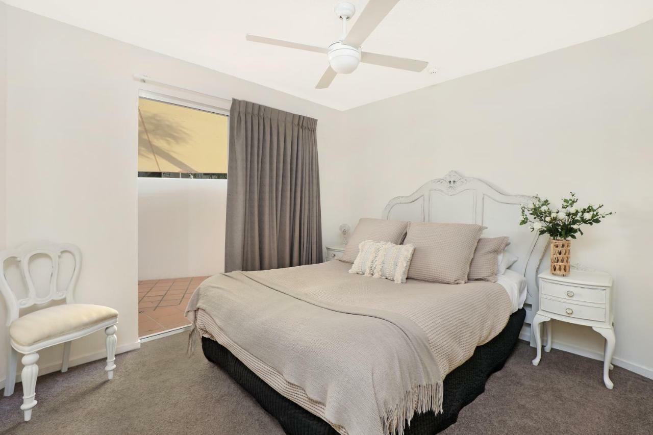 Beachside Resort Kawana Waters Buddina Buitenkant foto